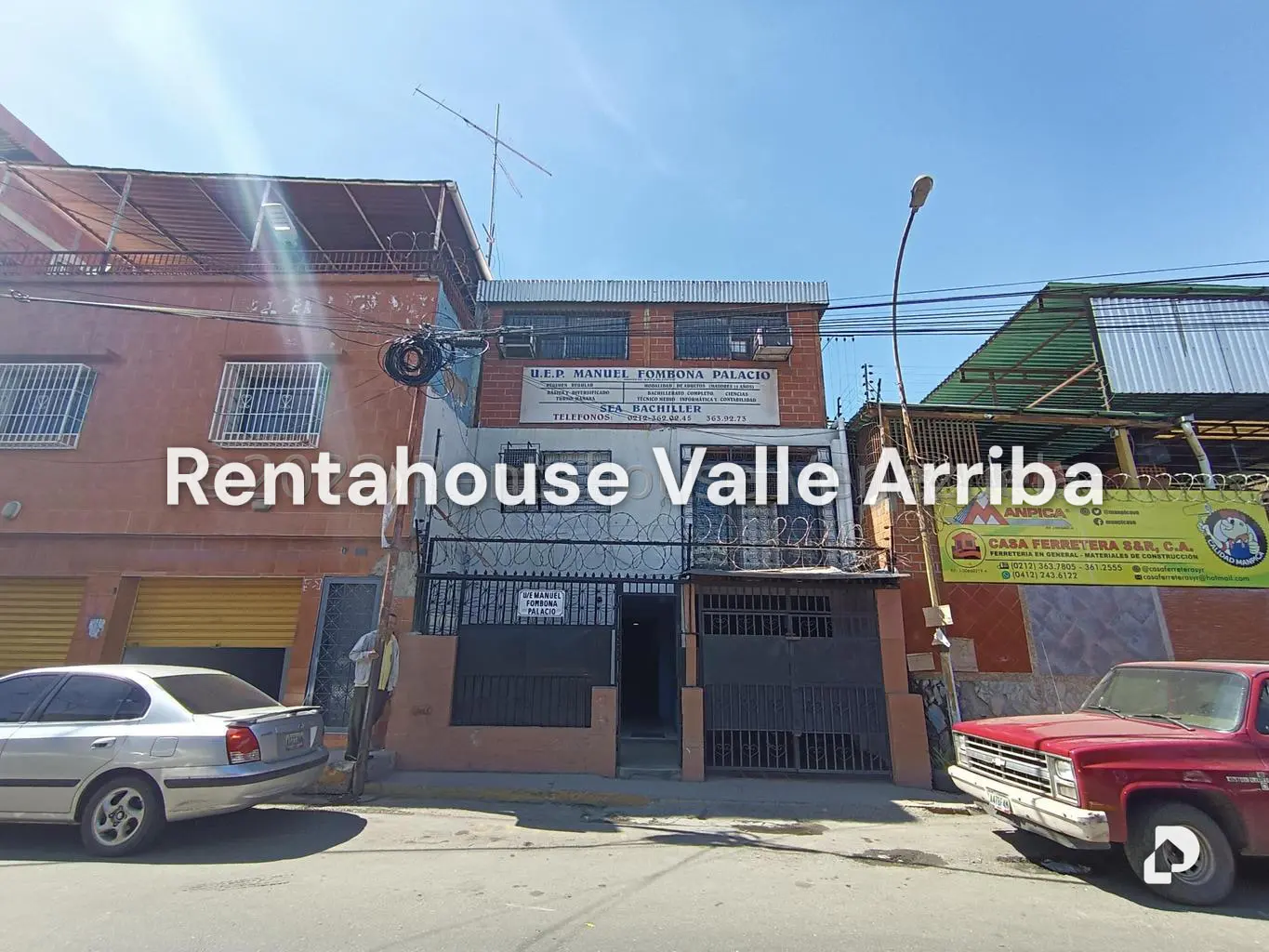 Building in Guarenas – 2