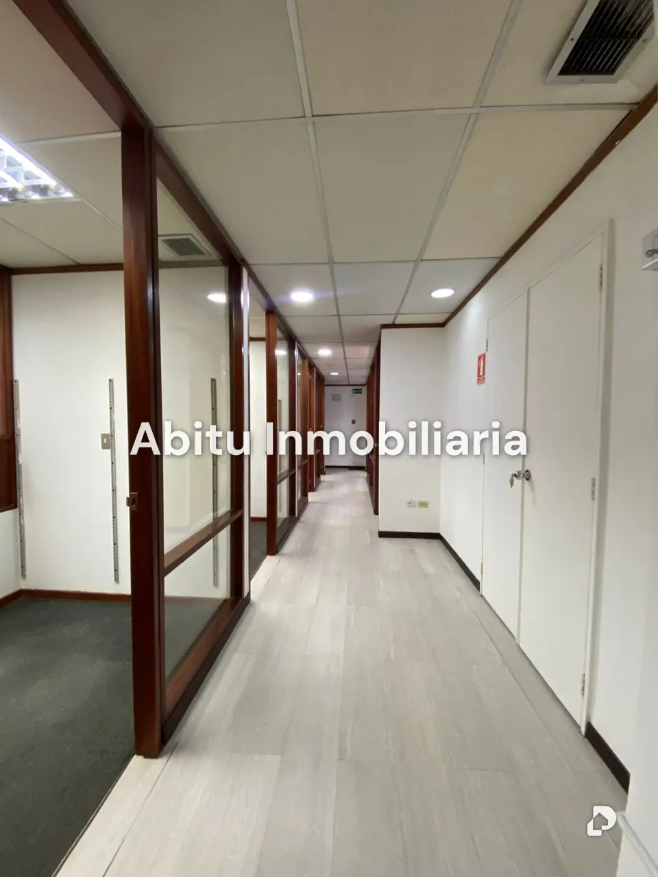 Oficina en El Rosal, Caracas – 2
