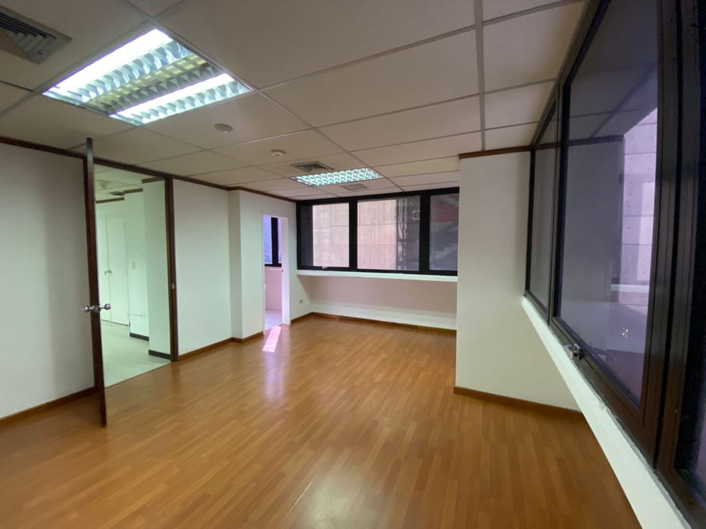 Oficina en El Rosal, Caracas - 1
