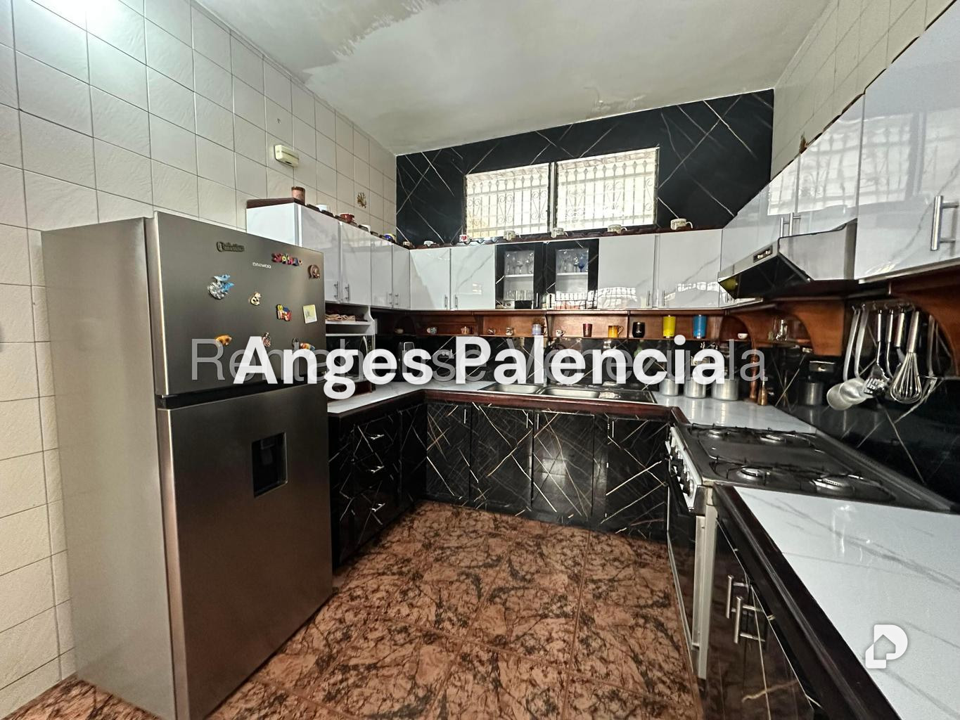 Casa en San Ignacio, Maracay – 17
