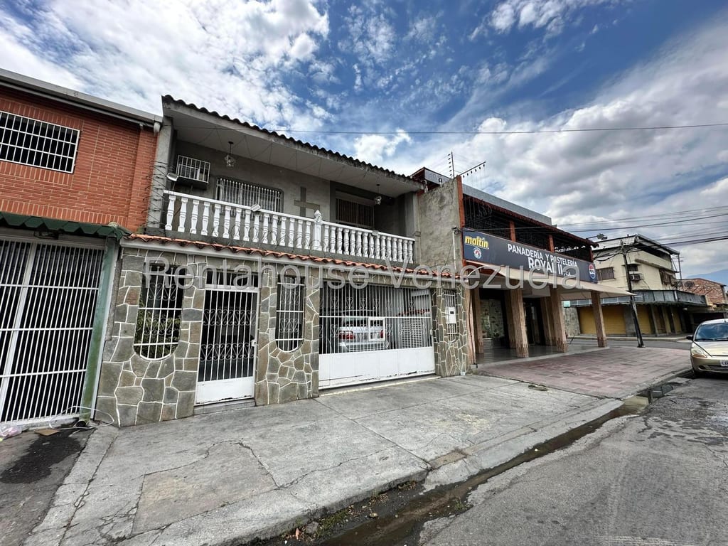 Casa en San Ignacio, Maracay - 1