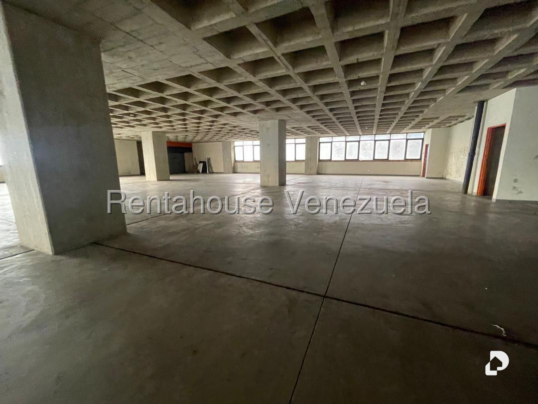 Local comercial en El Valle, Caracas – 5