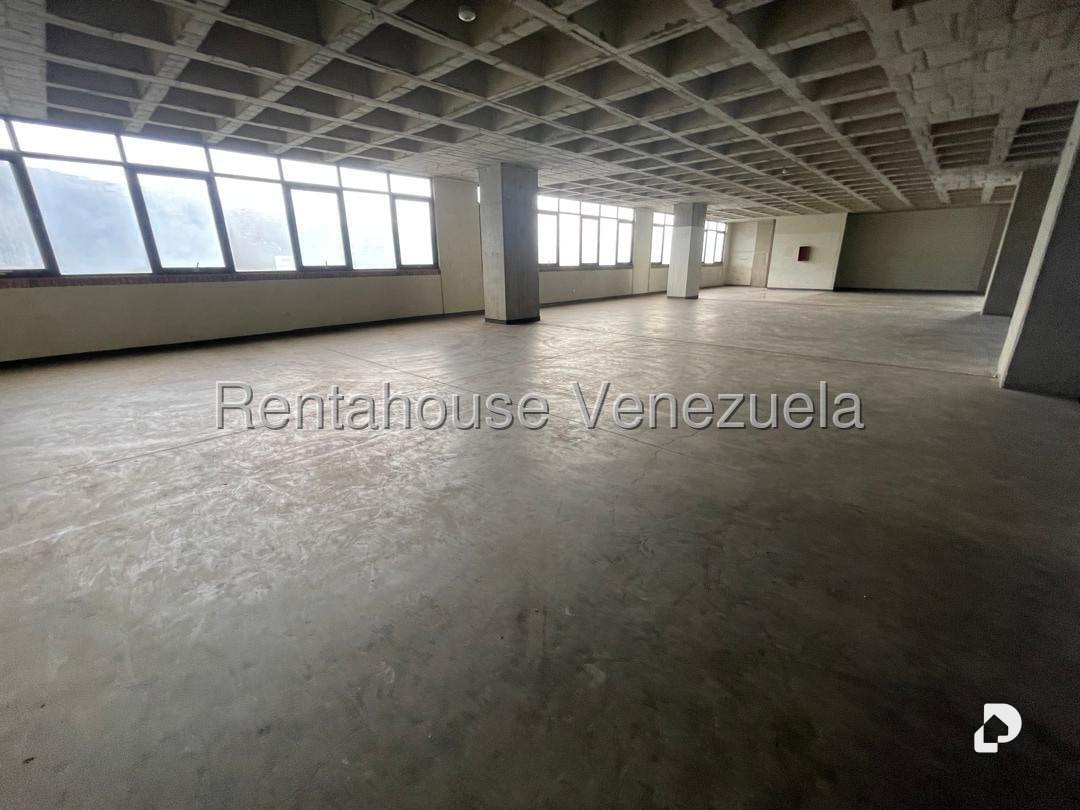 Local comercial en El Valle, Caracas – 8