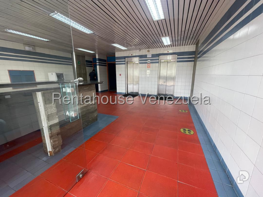 Local comercial en El Valle, Caracas – 2