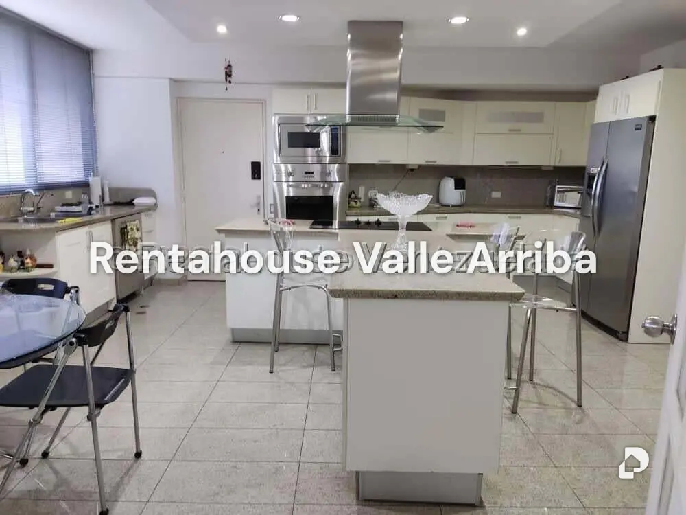 Apartamento en Colinas de Valle Arriba, Caracas – 16
