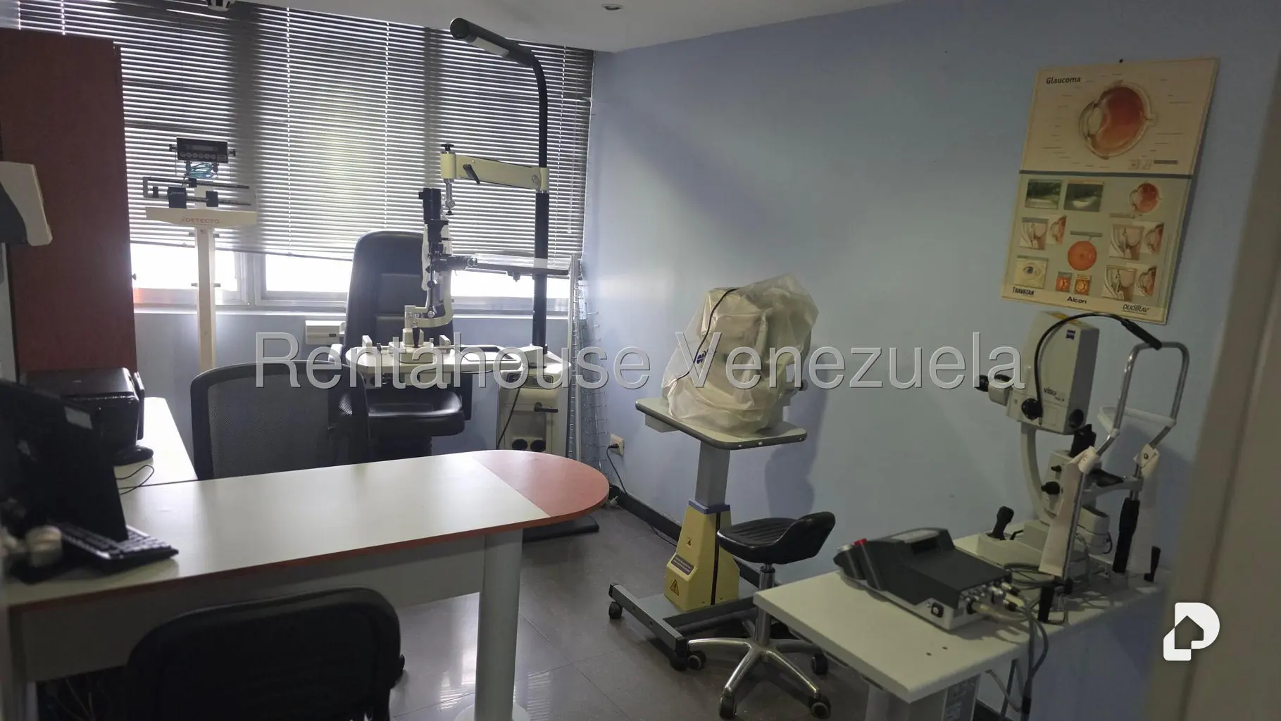 Local comercial en Parroquia Catedral, Caracas – 19