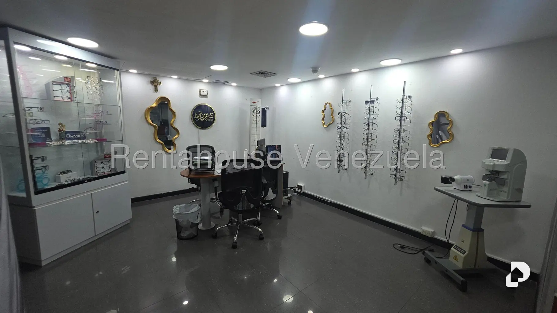 Local comercial en Parroquia Catedral, Caracas – 9