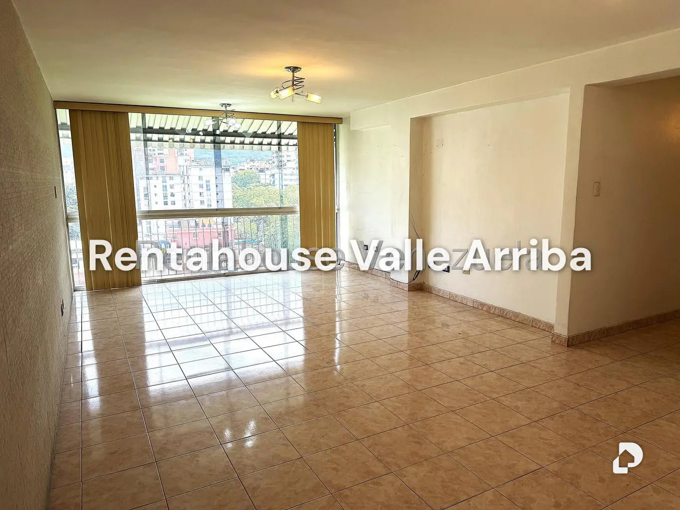 Apartamento en La Florida, Caracas – 2
