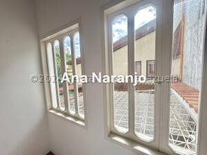 House in Prados del Este, Caracas – 28