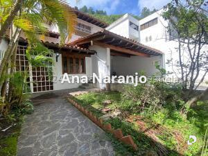 House in Prados del Este, Caracas – 2