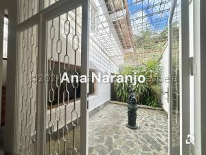 House in Prados del Este, Caracas – 21