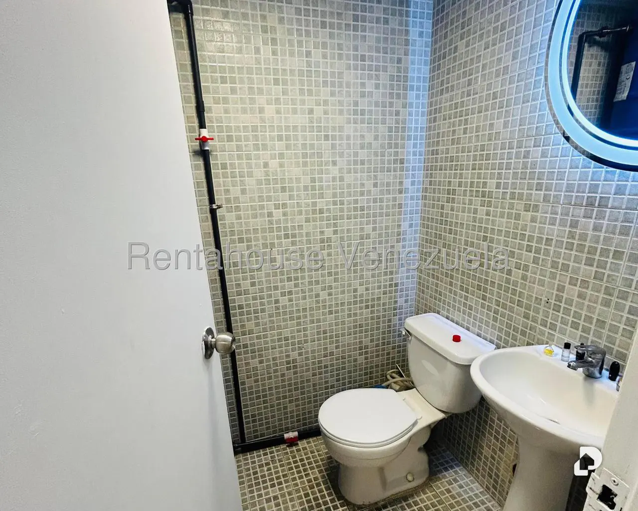 Apartamento en Los Dos Caminos, Caracas – 13