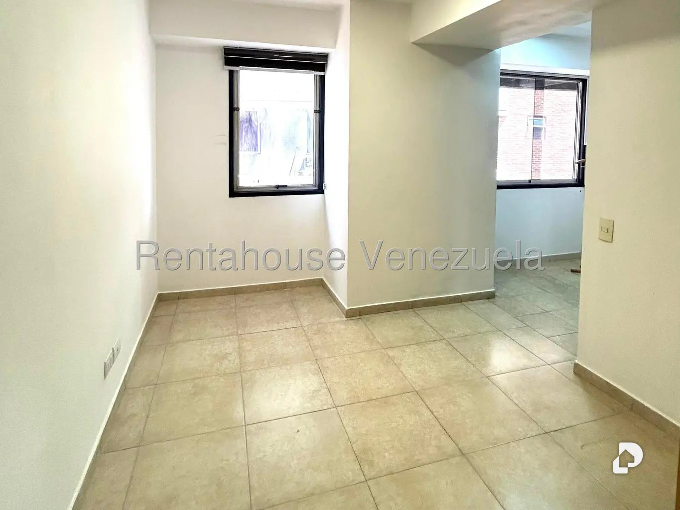 Apartamento en Los Dos Caminos, Caracas – 11