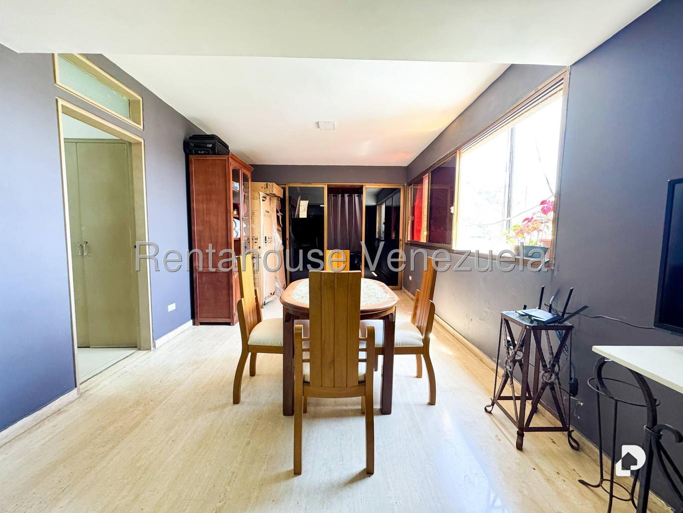 Apartamento en San Bernardino, Caracas – 11