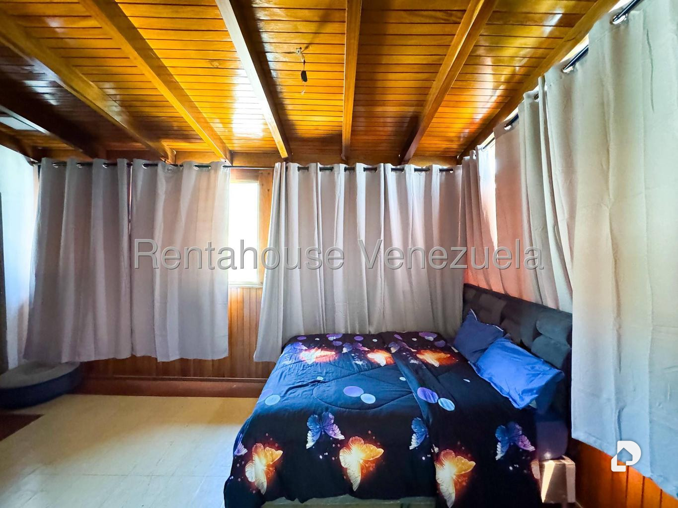 Apartamento en San Bernardino, Caracas – 24