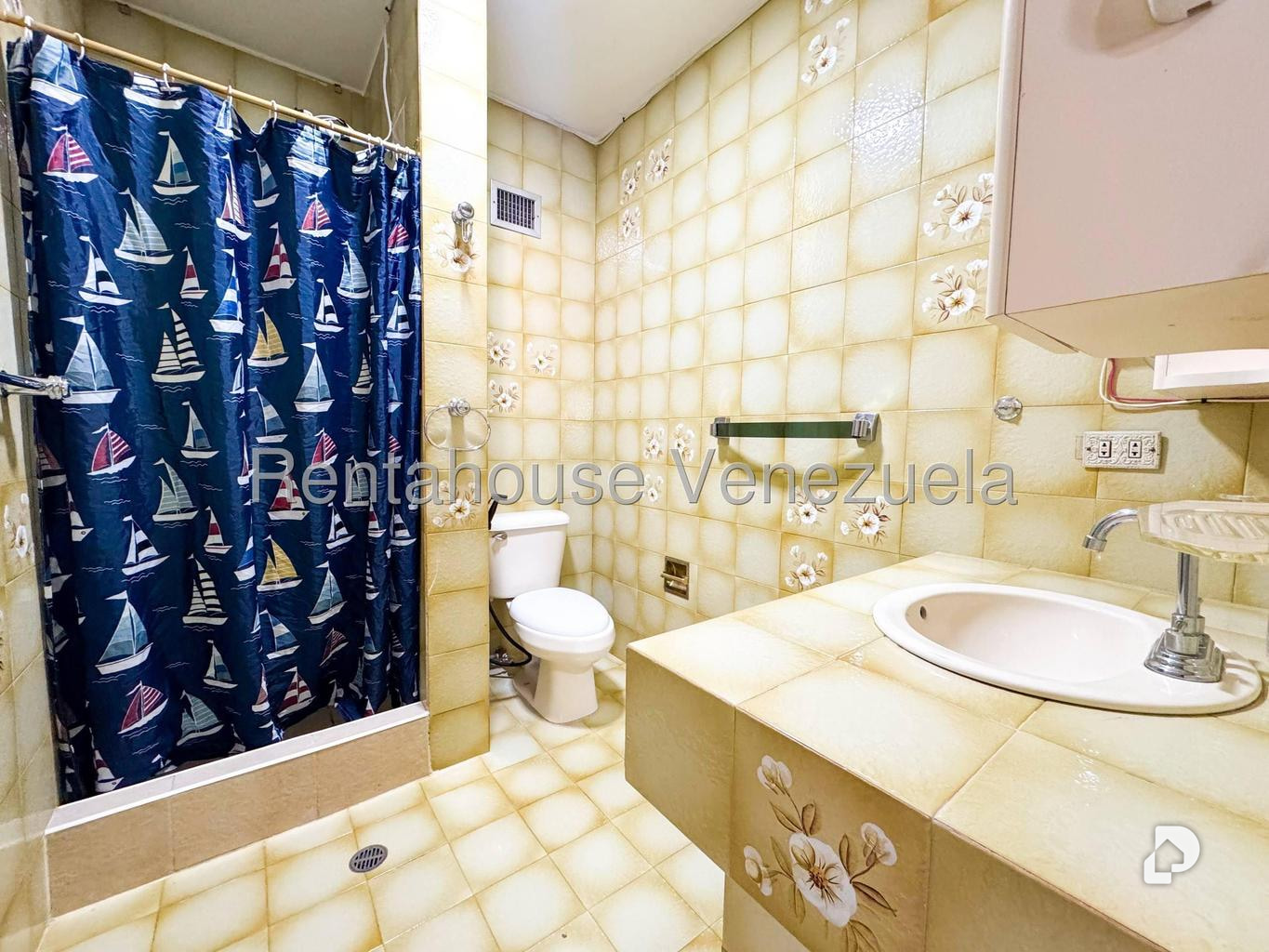 Apartamento en San Bernardino, Caracas – 26