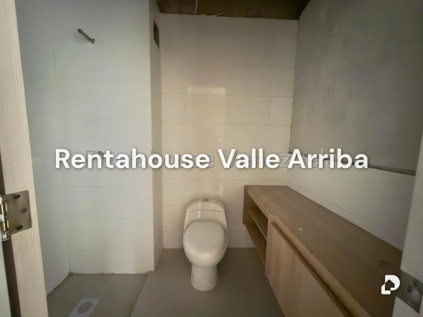 Apartamento en El Rosal, Caracas – 13