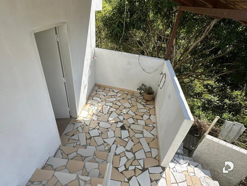 Anexo en Caicaguana, Caracas – 12