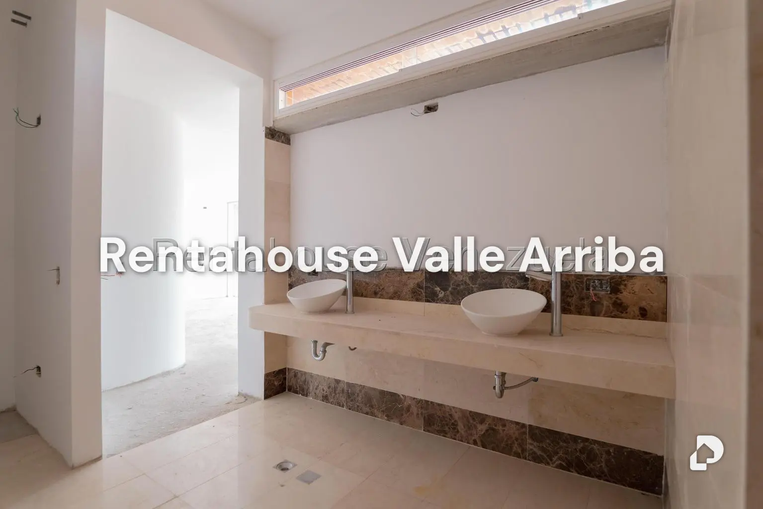 Casa en Alto Hatillo, Caracas – 26