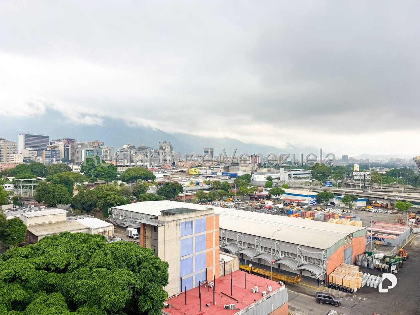 Apartamento en El Rosal, Caracas – 24