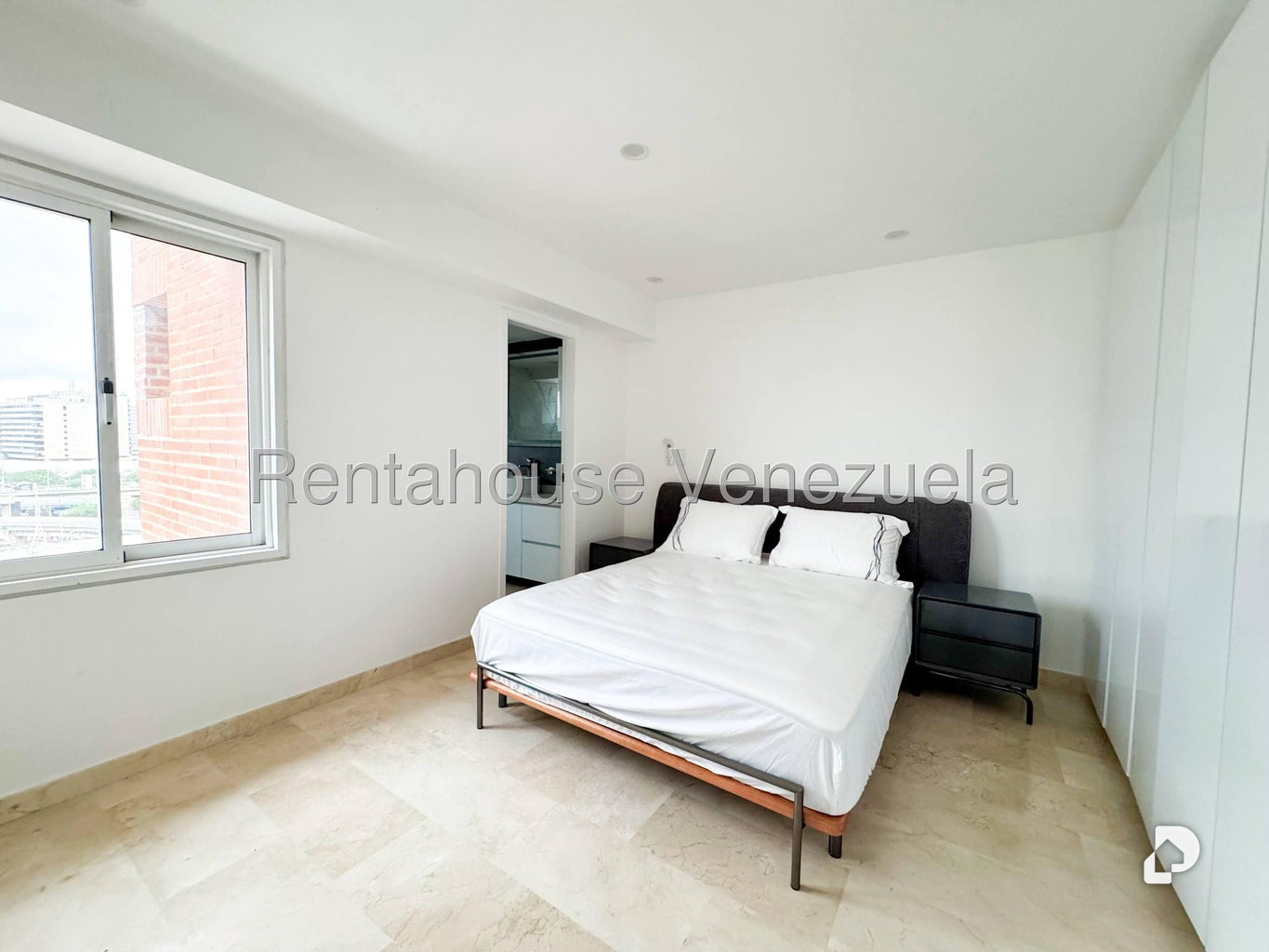 Apartamento en El Rosal, Caracas – 29