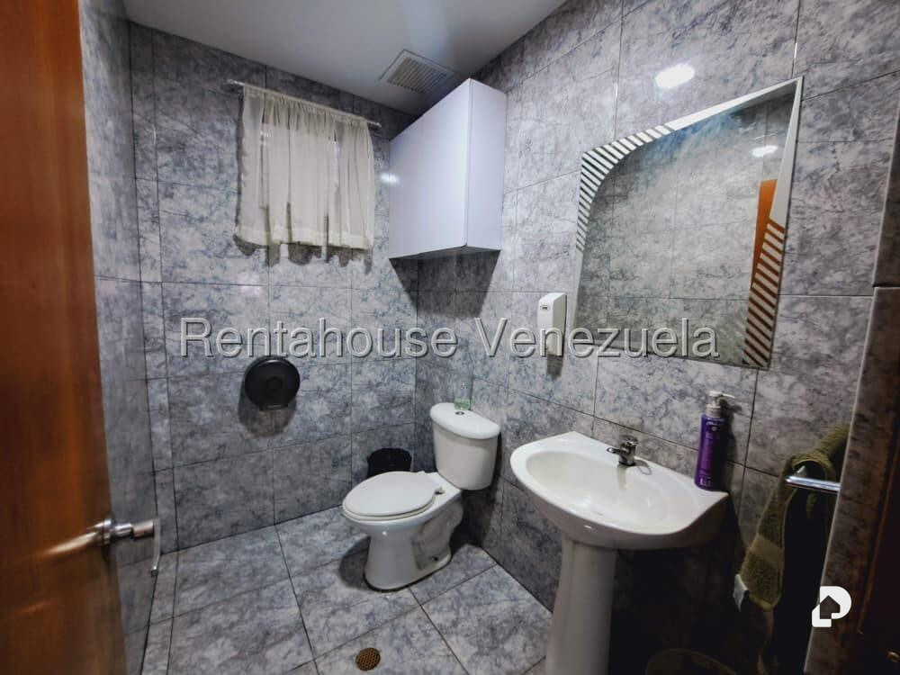 Local comercial en Los Caobos, Caracas – 16