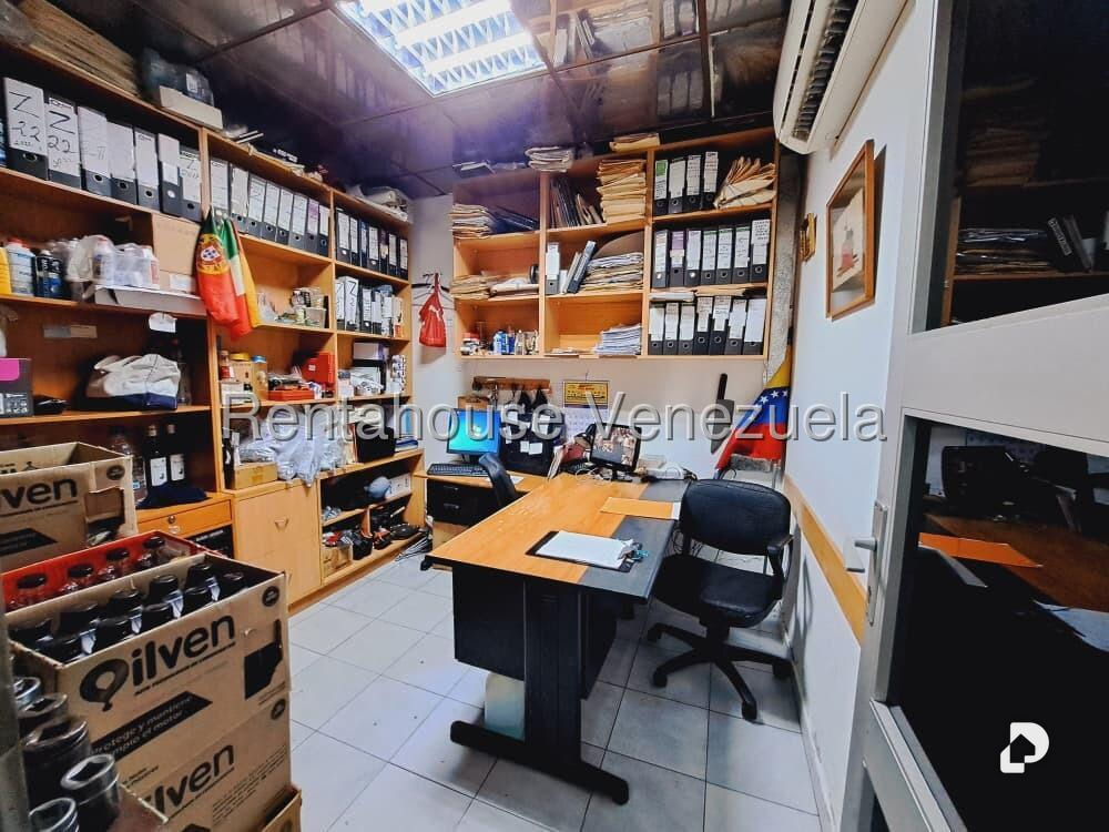 Local comercial en Los Caobos, Caracas – 15