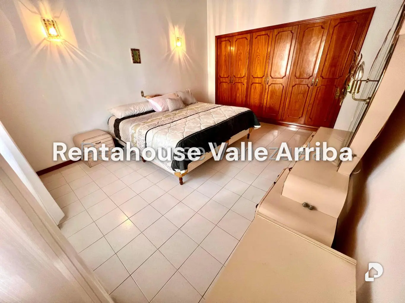 Casa en Los Naranjos (del Cafetal), Caracas – 27