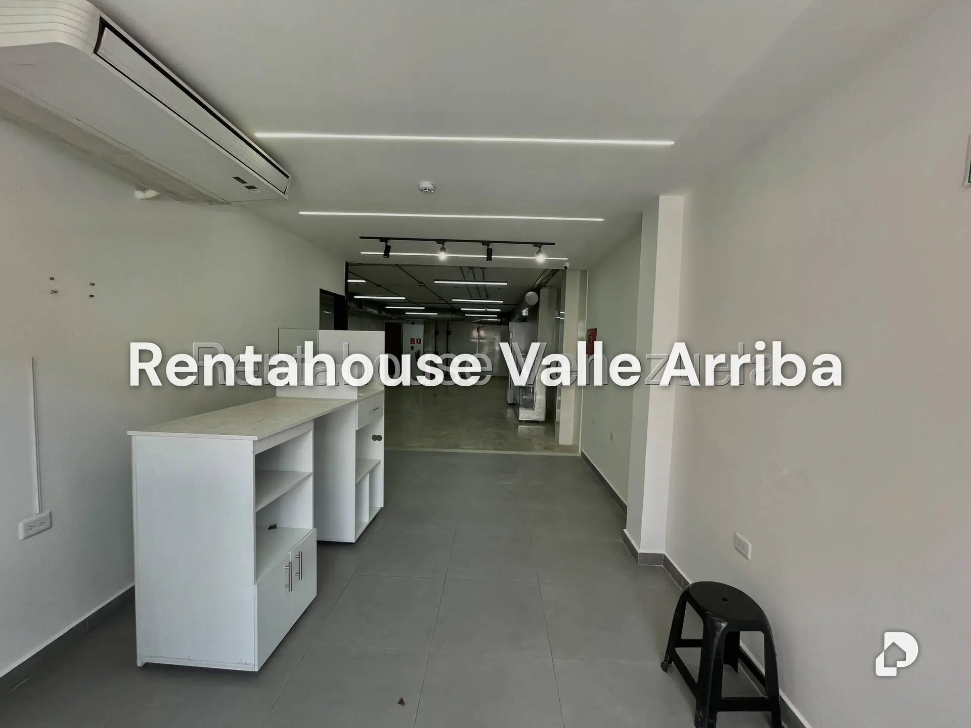 Commercial space in Catia, Caracas – 6