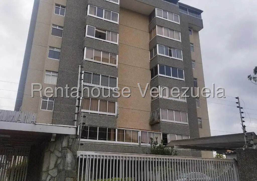 Apartment in La Urbina, Caracas - 1