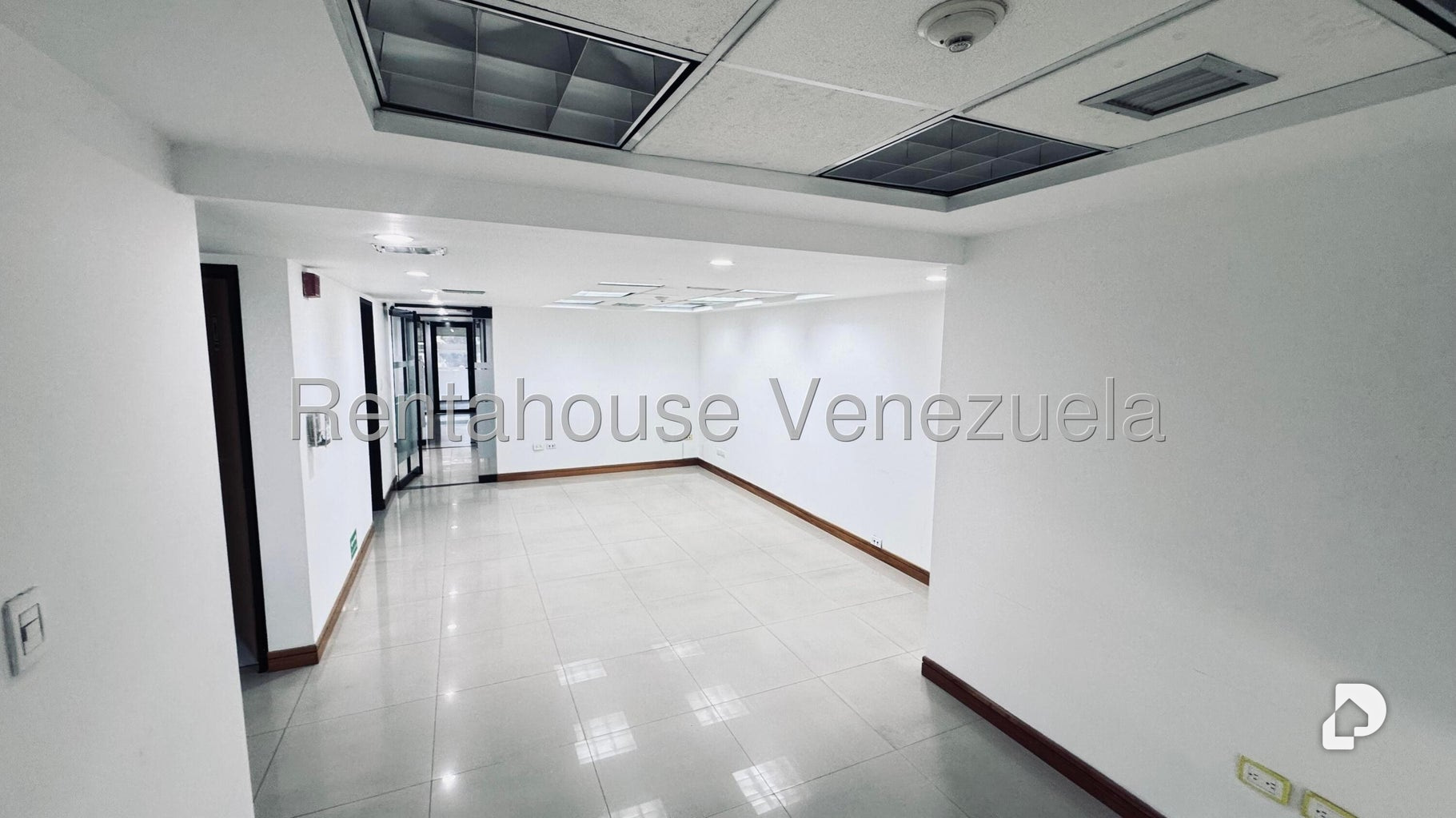 Oficina en El Rosal, Caracas – 15