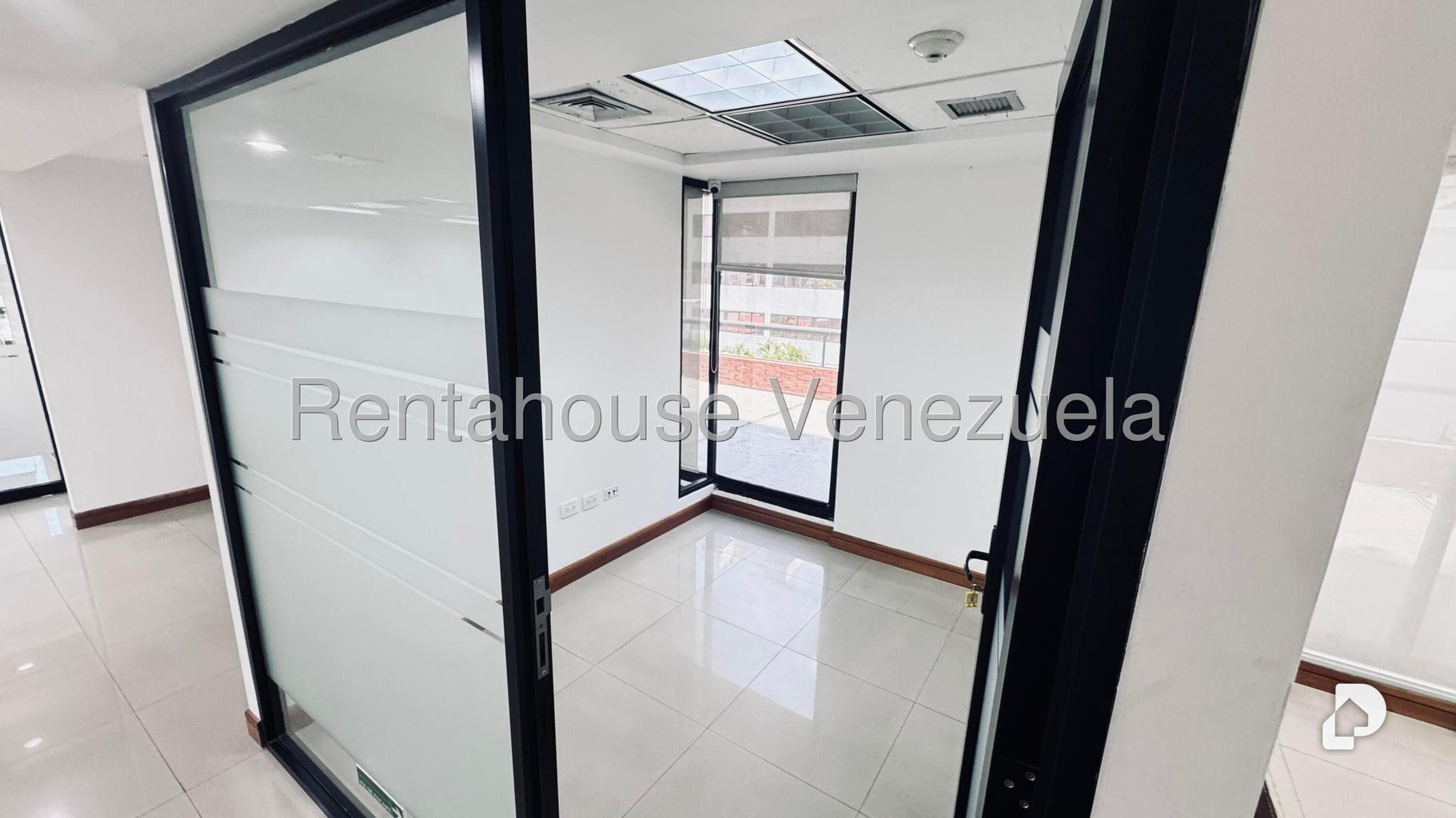 Oficina en El Rosal, Caracas – 16