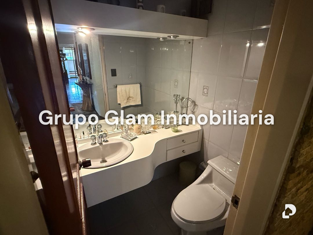 Apartamento en La Florida, Caracas – 18