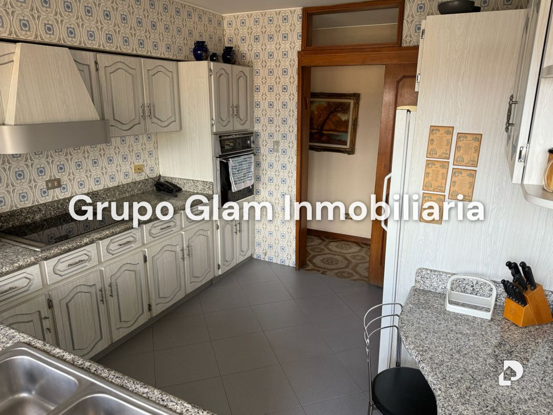 Apartamento en La Florida, Caracas – 14