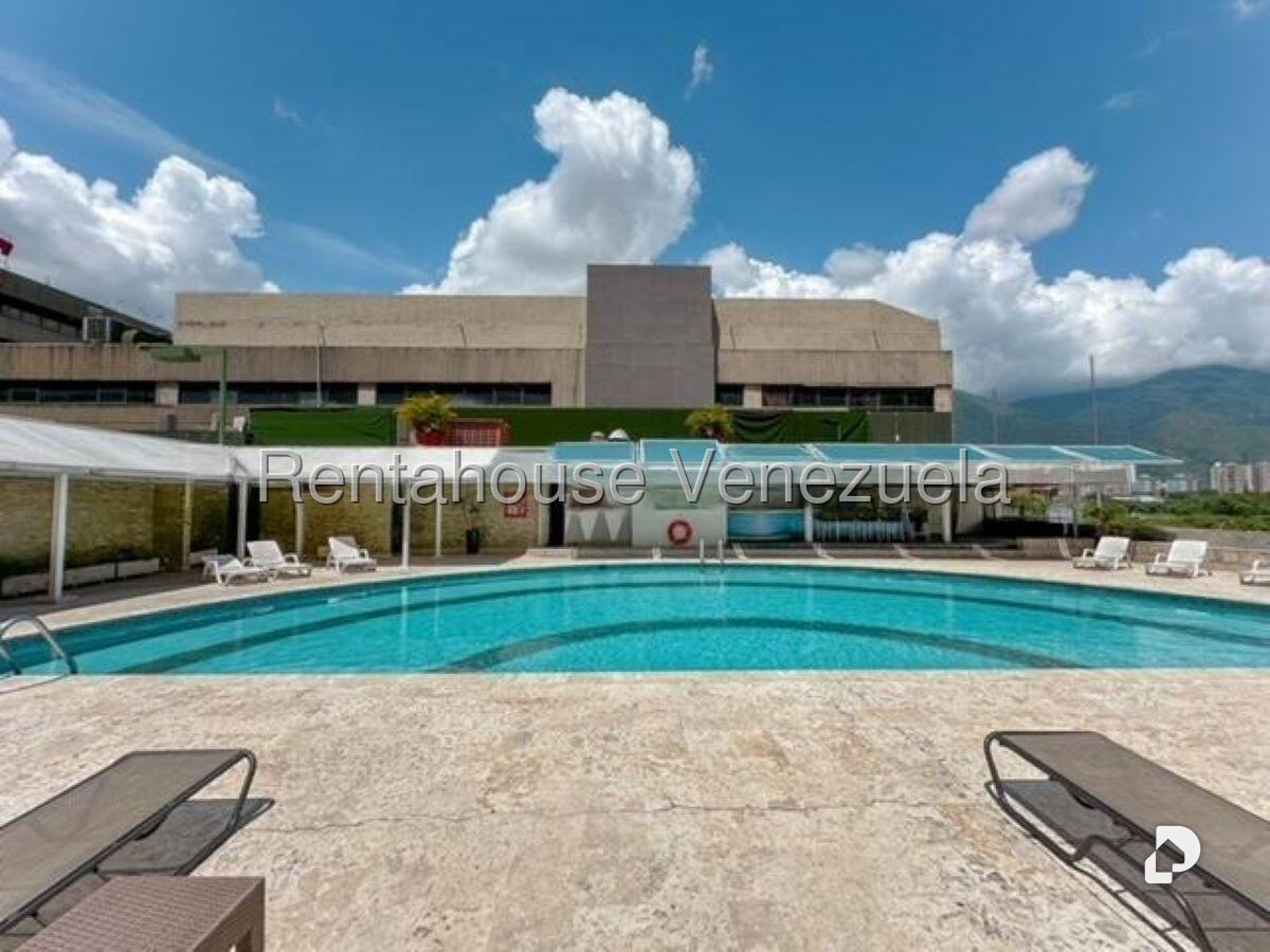 Apartamento en Chuao, Caracas – 13