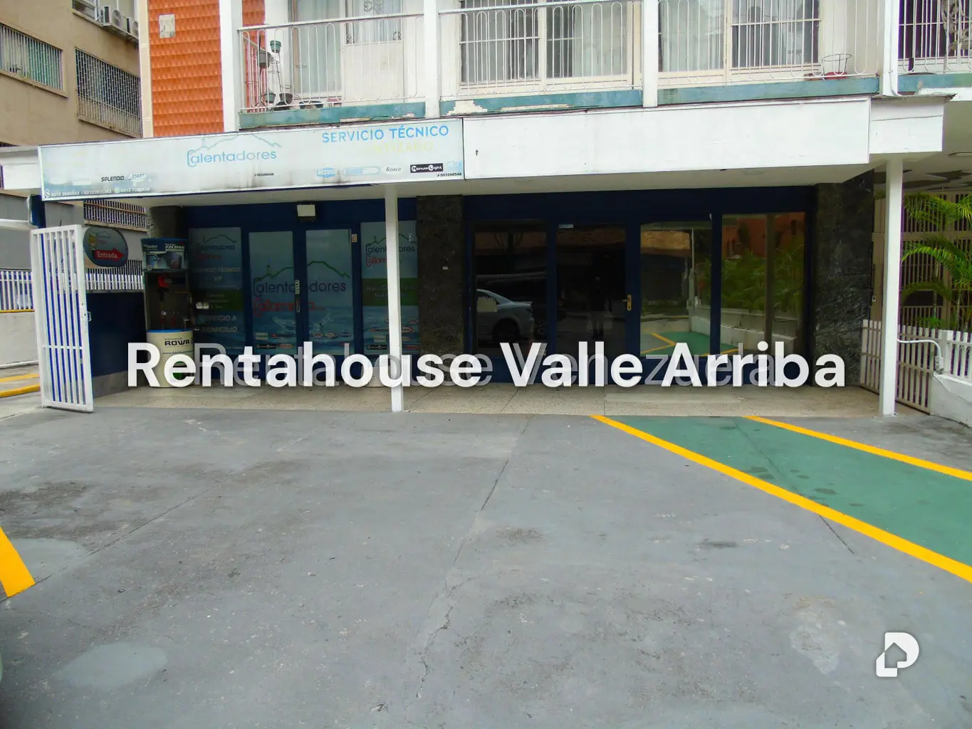 Local comercial en Los Palos Grandes, Caracas – 2