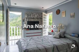 Casa en Lomas de Prados del Este, Caracas – 23