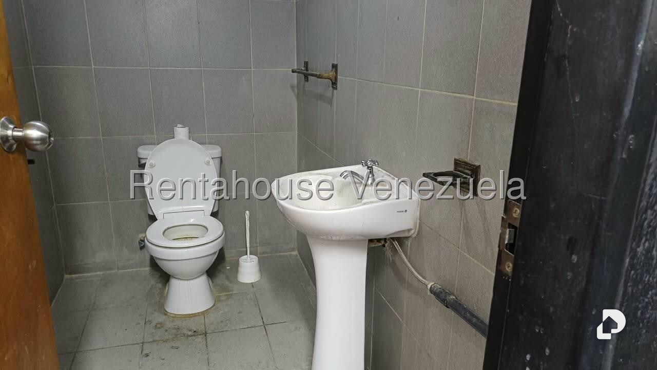 Oficina en Bello Monte, Caracas – 10