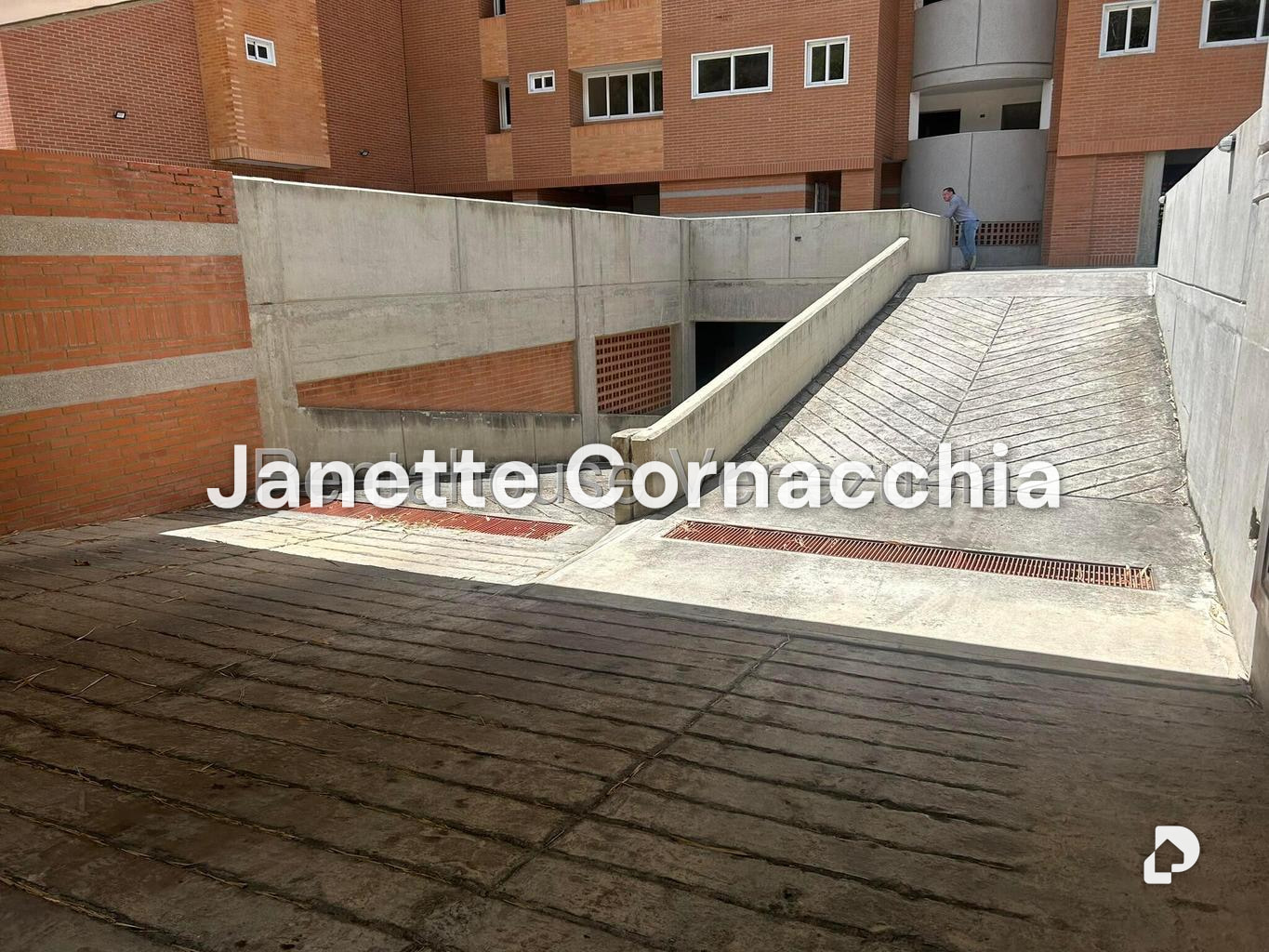 Apartamento en El Hatillo, Caracas – 24