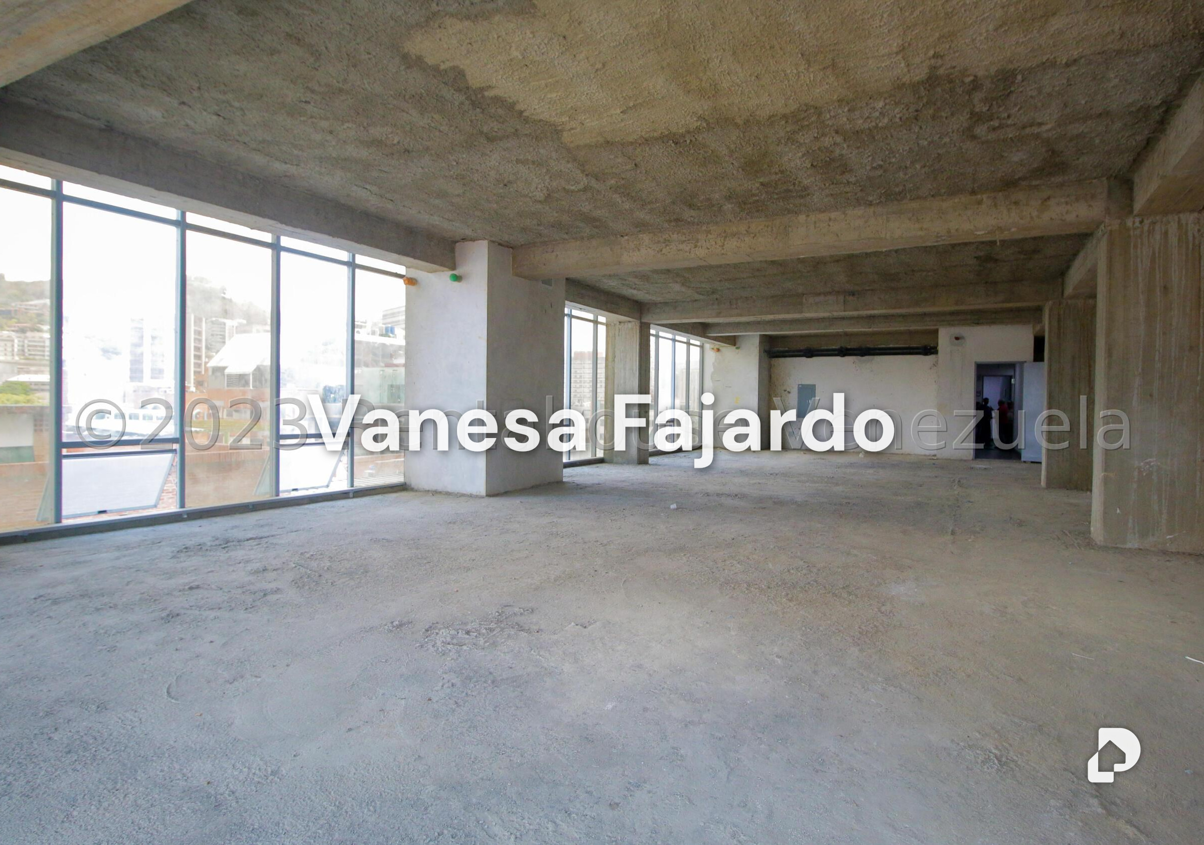 Oficina en Las Mercedes, Caracas – 9