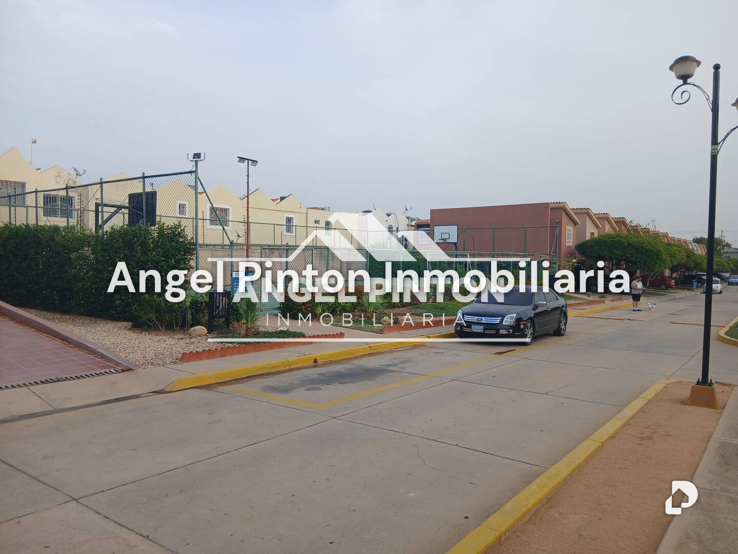 Casa en Milagro Norte, Maracaibo – 15