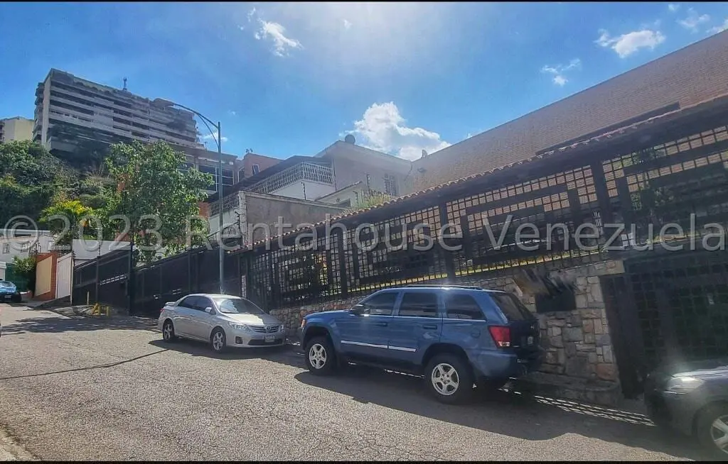 Office in Colinas de Bello Monte, Caracas - 1