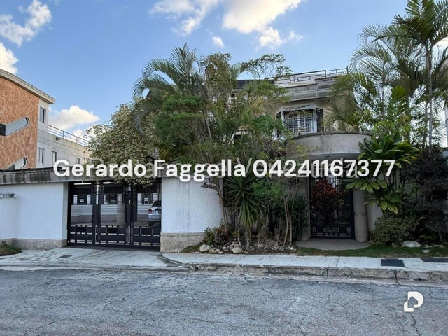 Casa en Los Samanes, Caracas – 8