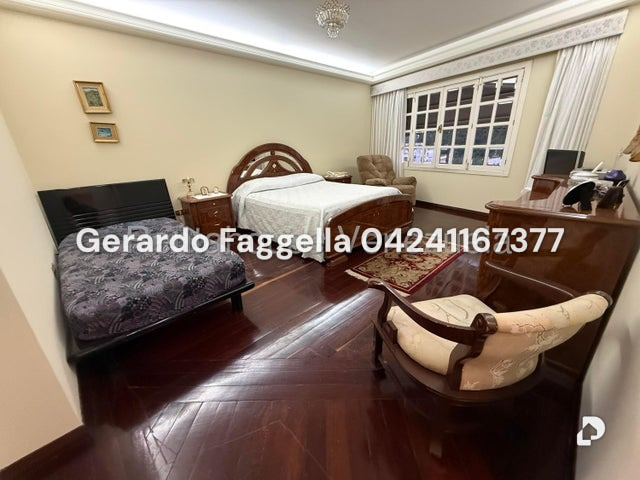 Casa en Los Samanes, Caracas – 6
