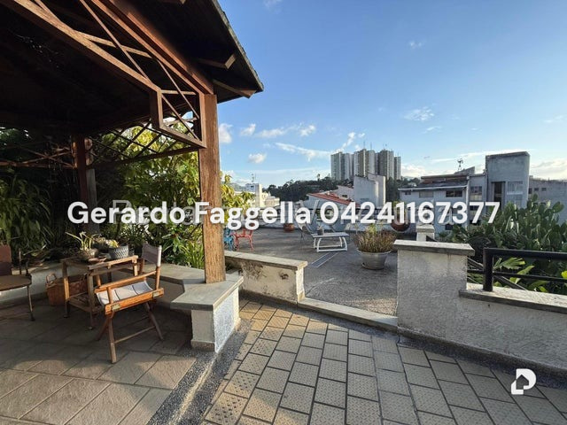 Casa en Los Samanes, Caracas – 12
