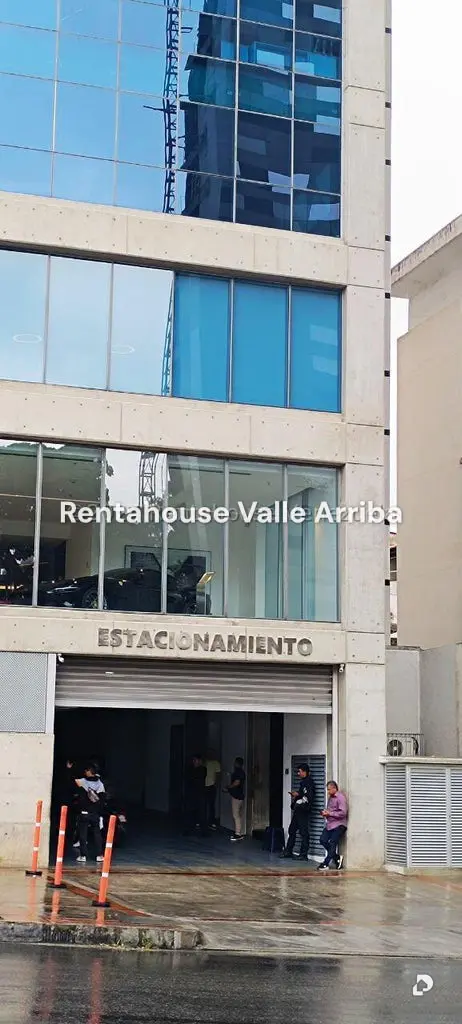 Oficina en Las Mercedes, Caracas