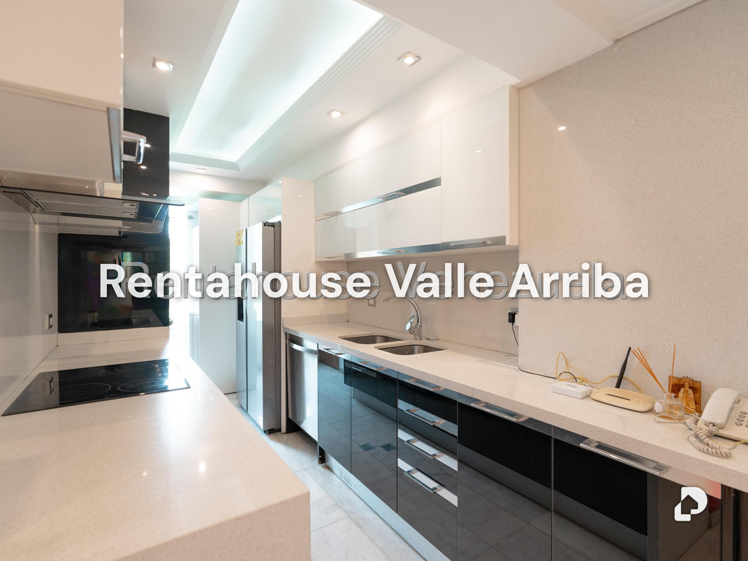 Apartamento en El Rosal, Caracas – 11