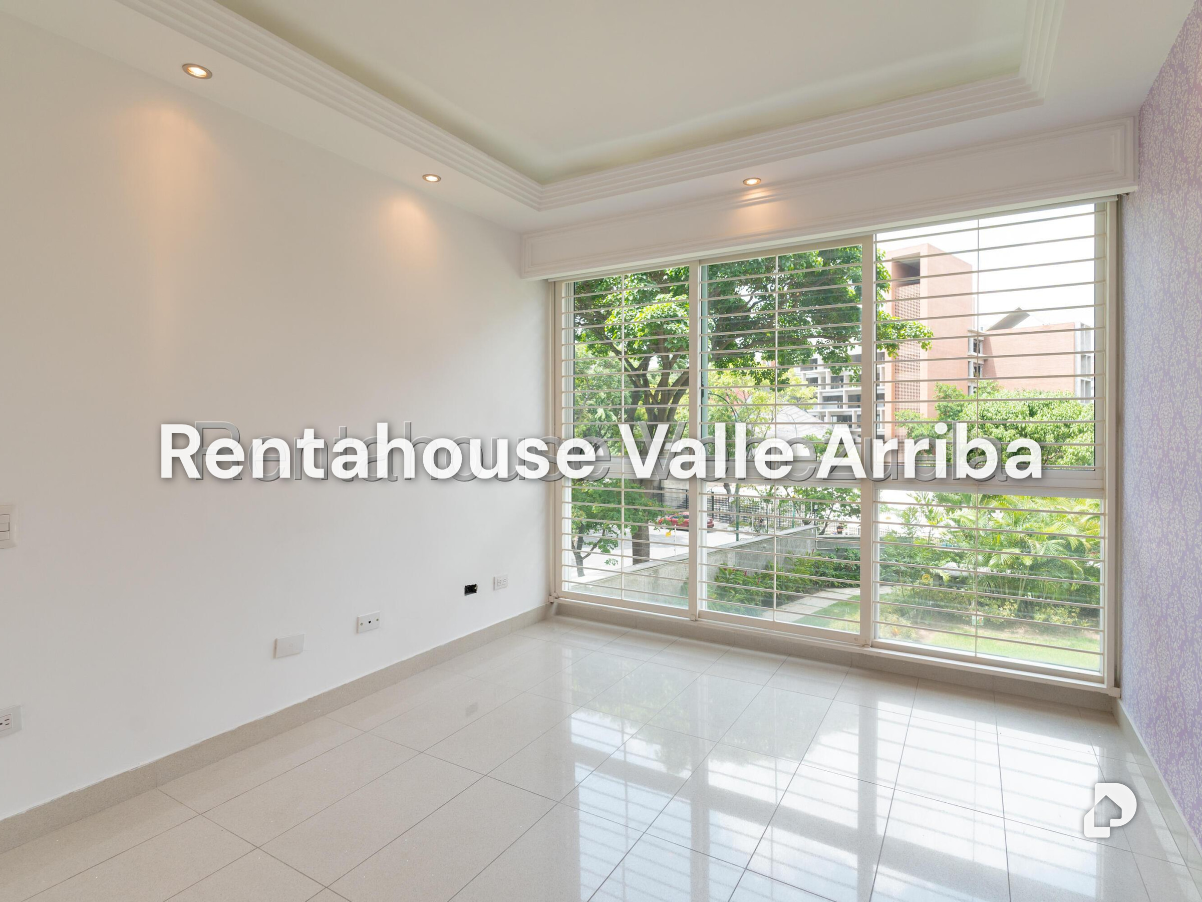 Apartamento en El Rosal, Caracas – 24