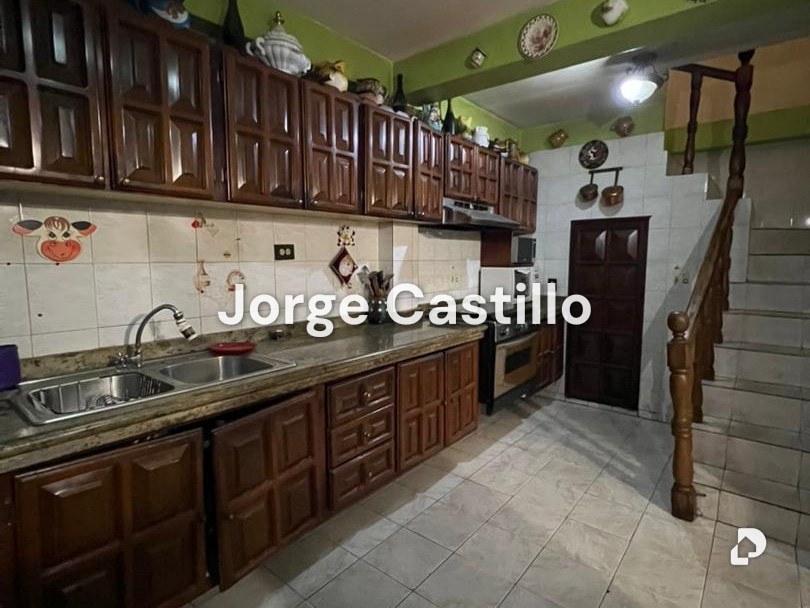Casa en El Cementerio calle las palmas, Caracas – 8