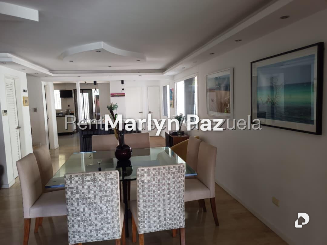 Casa en Alto Prado, Caracas – 15
